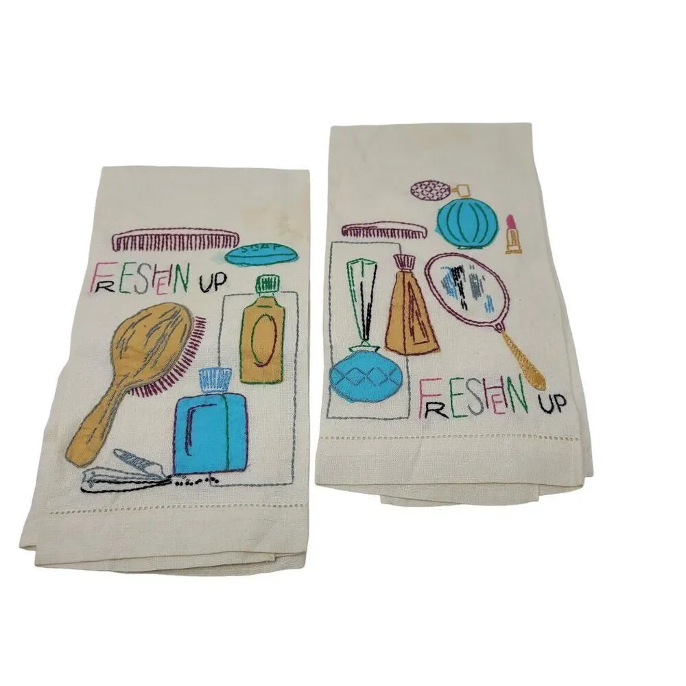 Vtg 60s Embroidered Linen Hand Towel Set Kitschy Vanity Bathroom Prop Display